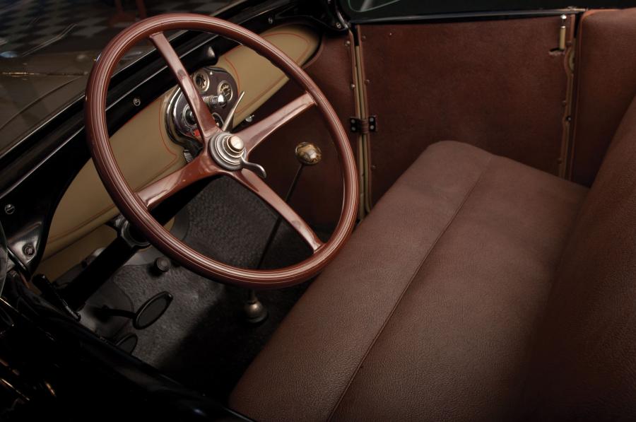  Ford Model A Phaeton 1928 года  (фото 3 из 3)